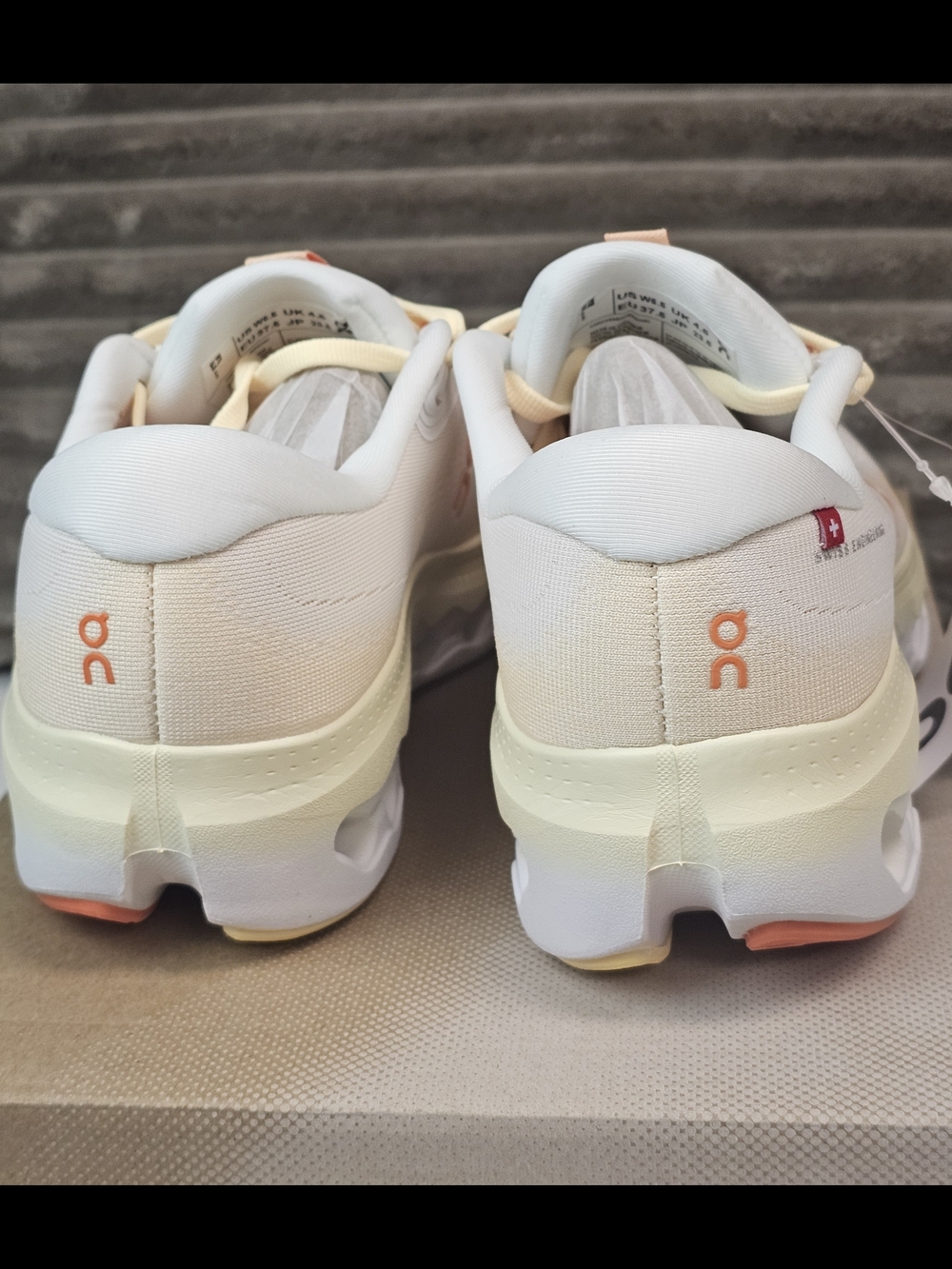 On Running Cloud Surfer Women's Running Shoes Cream with Orange Accents - Picture 3 of 7